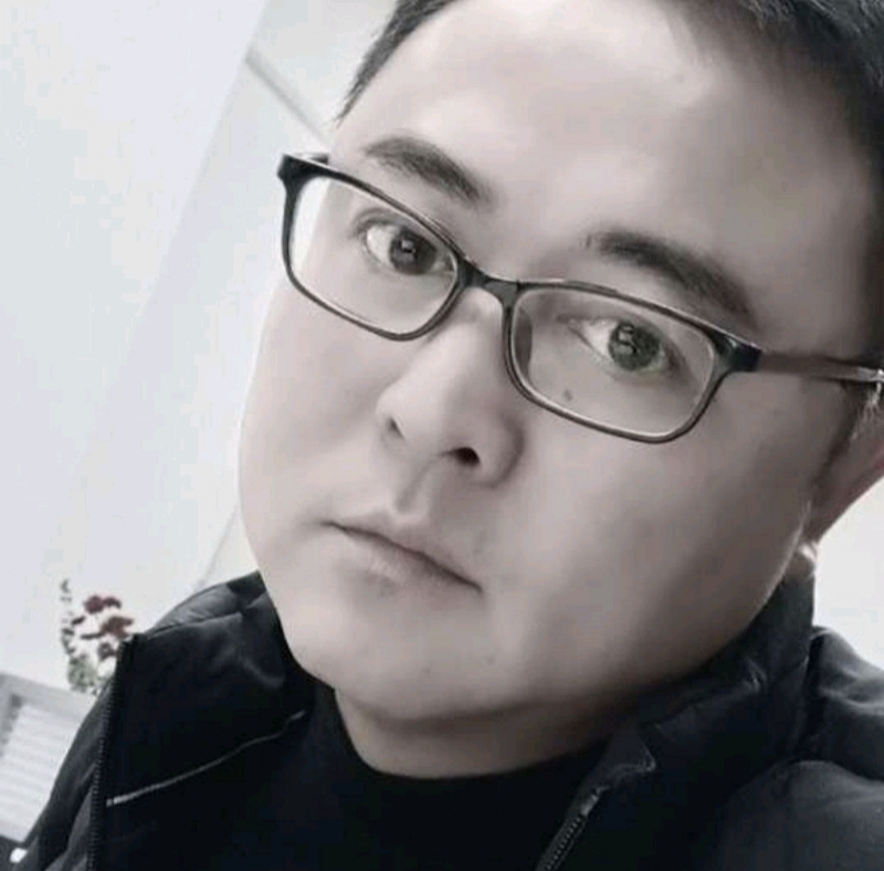 小石头的第一张照片--黔西残疾人相亲网